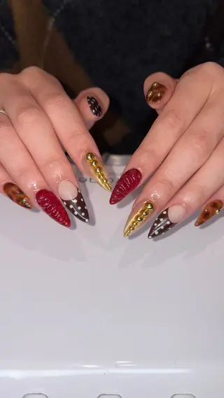 ネイル 👽個性派ネイル🎀 komachiのヘアスタイル