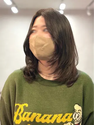 ミディアム あらい みゆのヘアスタイル