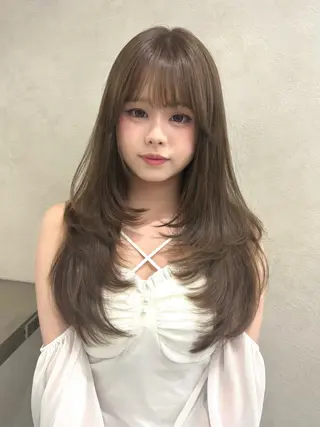 ロング カラー ヘアアレンジ fumika🎀 ベージュのヘアスタイル