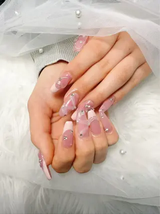 ネイル 🌈 Laule'aのネイルデザイン