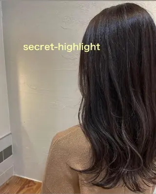 セミロング カラー La  fith hair lien西宮北口所属・赤み消しカラー/透 明感カラー/有吉優香のヘアスタイル