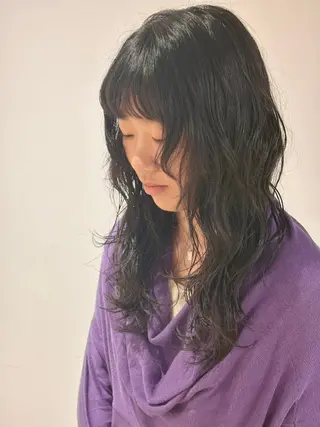 ロング パーマ 鵜飼 未玖のヘアスタイル