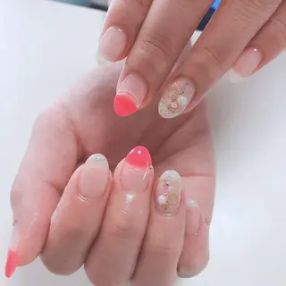 ネイル Lily Roseスタッフ一同のマツエク・マツパデザイン