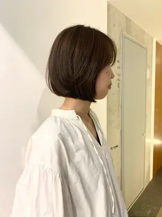 セミロング カラー ボブ　くせ毛風パーマ 艶カラー/横山大樹のヘアスタイル