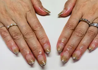 ネイル Mule Beauty Salon所属・ミュール ビューティーサロンのネイルデザイン