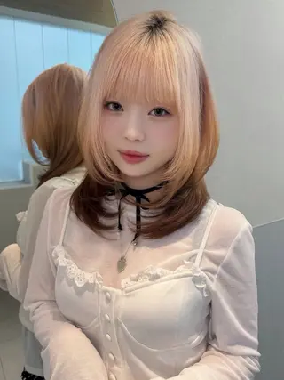 ミディアム ViVIE   AOYAMA所属・RiA/レイヤーカッ ト/ハッシュカットのヘアスタイル