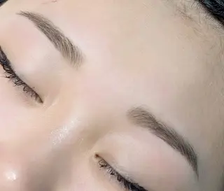 アイブロウ 〚Ａ ｍａｄｅ〛 エーメイドのマツエク・マツパデザイン