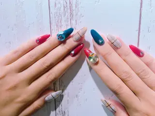 ネイル nail room clear. パラジェル所属・sode shioriのネイルデザイン