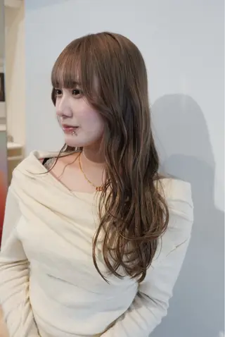 ロング カラー 宇佐美佳／美髪 ストレート/縮毛矯正のヘアスタイル