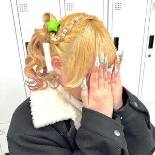 セミロング ヘアアレンジ ヘアメ🎀推しカラー 🥣横浜/しほ🧸のヘアスタイル