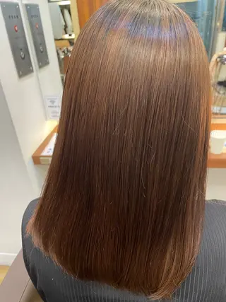 ミディアム HONOKA 縮毛矯正/艶カラーのヘアスタイル