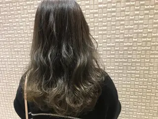 ミディアム セミロング ロング カラー scene.池袋所属・scene. haraのヘアスタイル