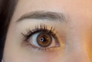 マツエク・マツパ Naturally ナチュラリーのマツエク・マツパデザイン