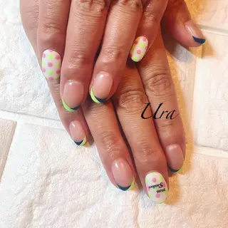 ネイル UrakoNail 《nail》のネイルデザイン