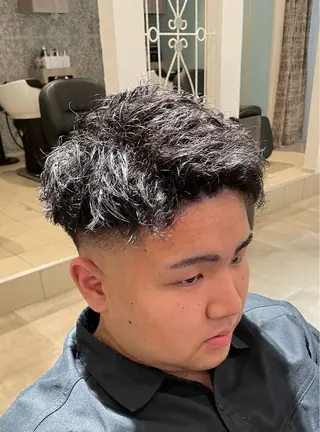 ショート パーマ メンズ 小野寺祐希人 Calbariのヘアスタイル