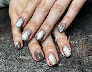 ネイル 筒井 美穂のネイルデザイン