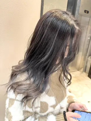ロング 🔷ブリーチバレイヤ ージュ🔷飯野達也のヘアスタイル