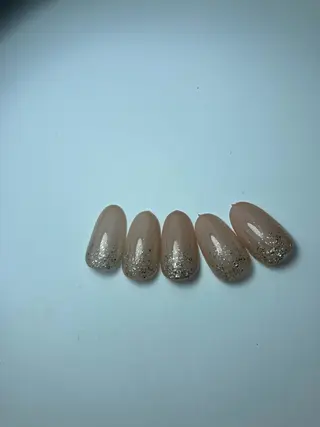 ネイル Legit nail salonのネイルデザイン