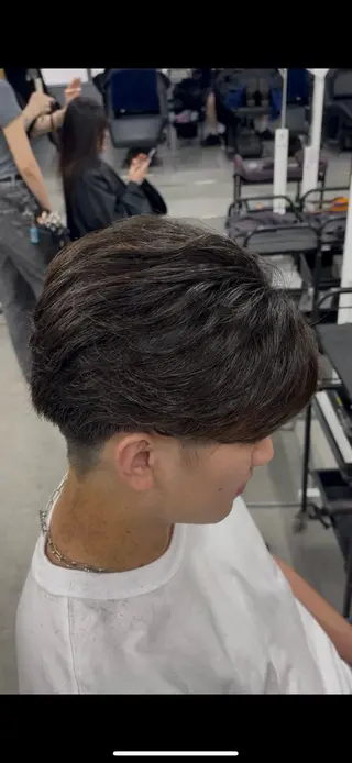 パーマ メンズ センターパート/フェ ザー🔥SHUYAのヘアスタイル