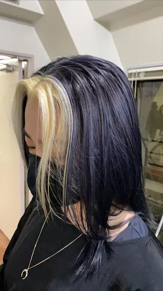 セミロング カラー Hair & make Lamp所属・梅田のブリーチ特化 美容師KAI🥰のヘアスタイル