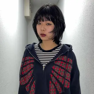 ミディアム Hz/金子 亮/レイヤーカットのヘアスタイル