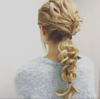 ロング ヘアアレンジ ヘアアレンジ/ カラー/hazukiのヘアスタイル