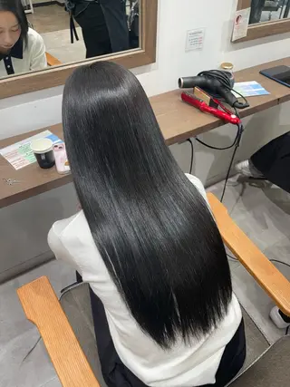ロング 朝5分でキマる艶髪 ／ヤマダのヘアスタイル