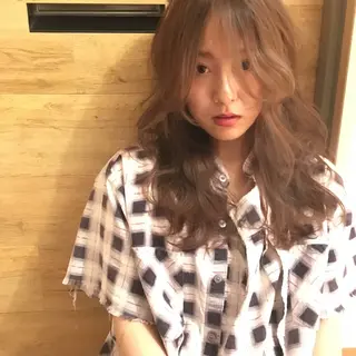 カラー 吉川　ミチオ 【SHIKIO】のヘアスタイル