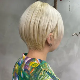 ショート カラー RorriM natsuのヘアスタイル
