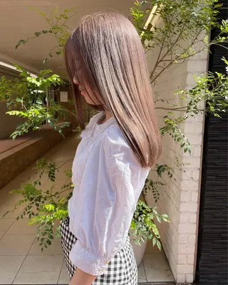 セミロング カラー VEGA天神 ブリーチのヘアスタイル