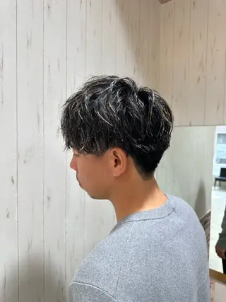 ショート パーマ メンズ 中嶋 紘夢のヘアスタイル
