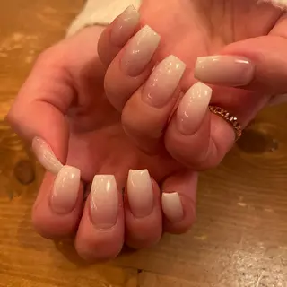 ネイル Allure 桑田麻南のネイルデザイン