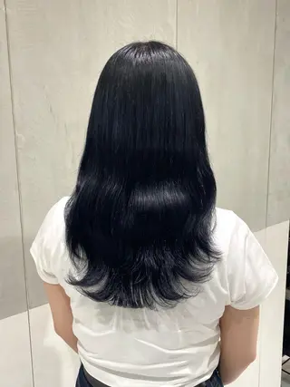 ロング カラー 艶感/ナチュラル 🩵amiのヘアスタイル