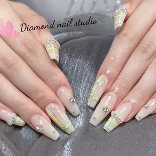 ネイル DIAMOND NAILMANAMIのネイルデザイン