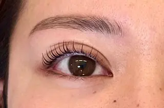 マツエク・マツパ 岡部 梢の眉毛・アイブロウイメージ