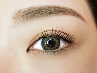 マツエク・マツパ アイフラッシュ京阪百貨店くずはモール店所属・北脇 愛望のマツエク・マツパデザイン