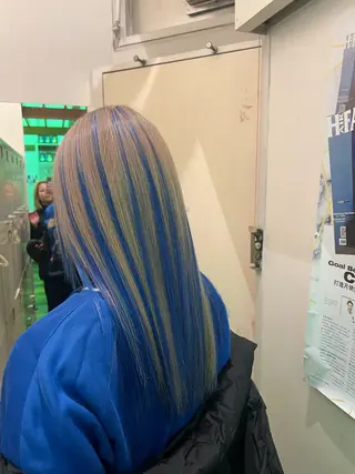 セミロング カラー ハイトーンカラー/エ クステ/デザインのヘアスタイル