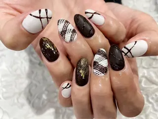 ネイル nailsalon Mirrorのネイルデザイン