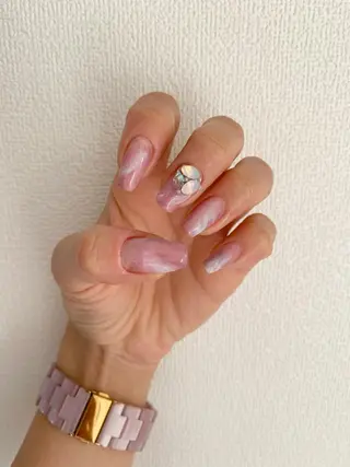 ネイル 手塚 里奈のネイルデザイン