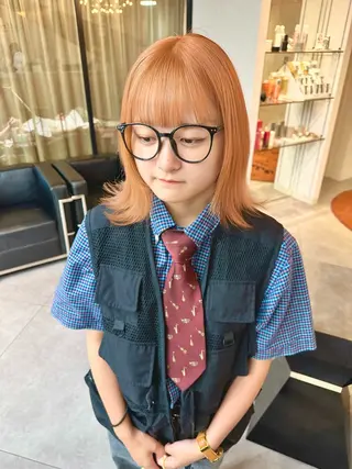 ミディアム カラー ヘアアレンジ ウルフとハイトーン みっちー✂️のヘアスタイル