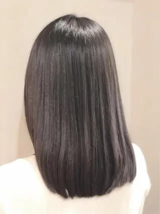 セミロング 飯田 真澄のヘアスタイル