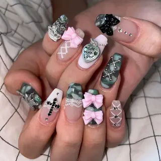 ネイル Maya 📍niconailのネイルデザイン