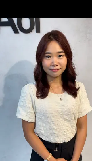 セミロング カラー ✨髪質改善✨美髪 矯正🫧小泉のヘアスタイル