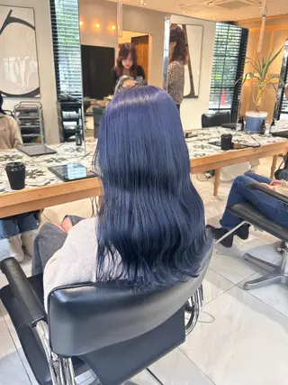 カラー miko🪽地毛風/ ハイトーン/レイヤーのヘアスタイル