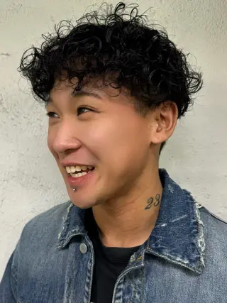 パーマ メンズ ᴘʀɪᴢᴇ 🌜 ᴀɴʀɪ 🌜のヘアスタイル