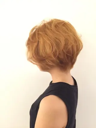 ショート カラー 小顔カット✨ 透明感カラー/村上のヘアスタイル