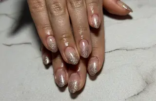 ネイル Ree所属・Ayumi (アユミ)のネイルデザイン