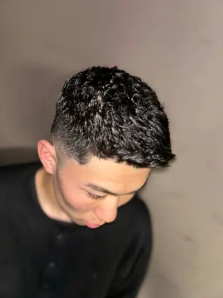 ショート パーマ ヒロ銀座barber shop秋葉原所属・仙庭 風輝のヘアスタイル