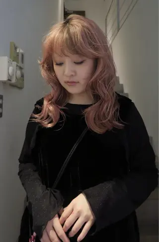 ロング カラー マツザキ マナトのヘアスタイル