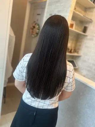 ロング 艶グレージュカラー 美髪特化美容師のヘアスタイル